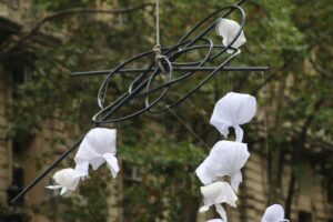 24 de marzo, pañuelos blancos en la Plaza