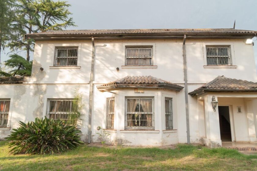 Entrada de la casa de la quinta "La Pastoril".